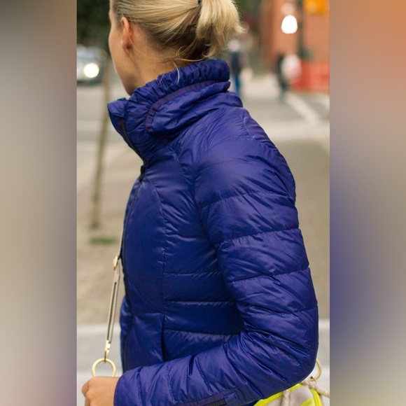 Lululemon Down Town Puffy Jacket  Pigment Blue  size 12 - Picture 4 of 13